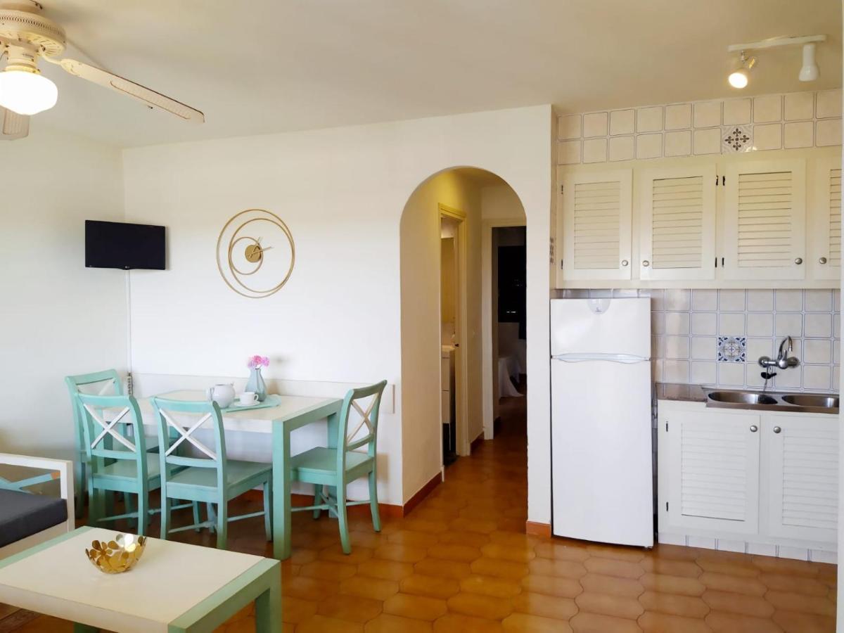 Cheap & Chic Apartamentos En Son Bou De 2 Dormitorios ภายนอก รูปภาพ